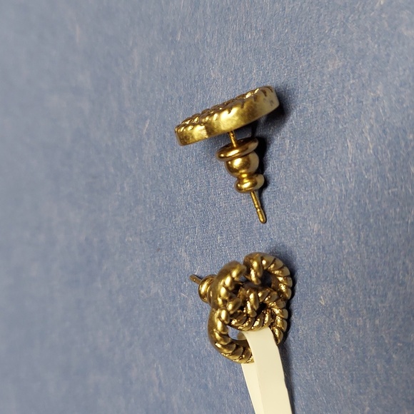 Vintage Style Gucci Stud Earrings - Picture 3 of 6